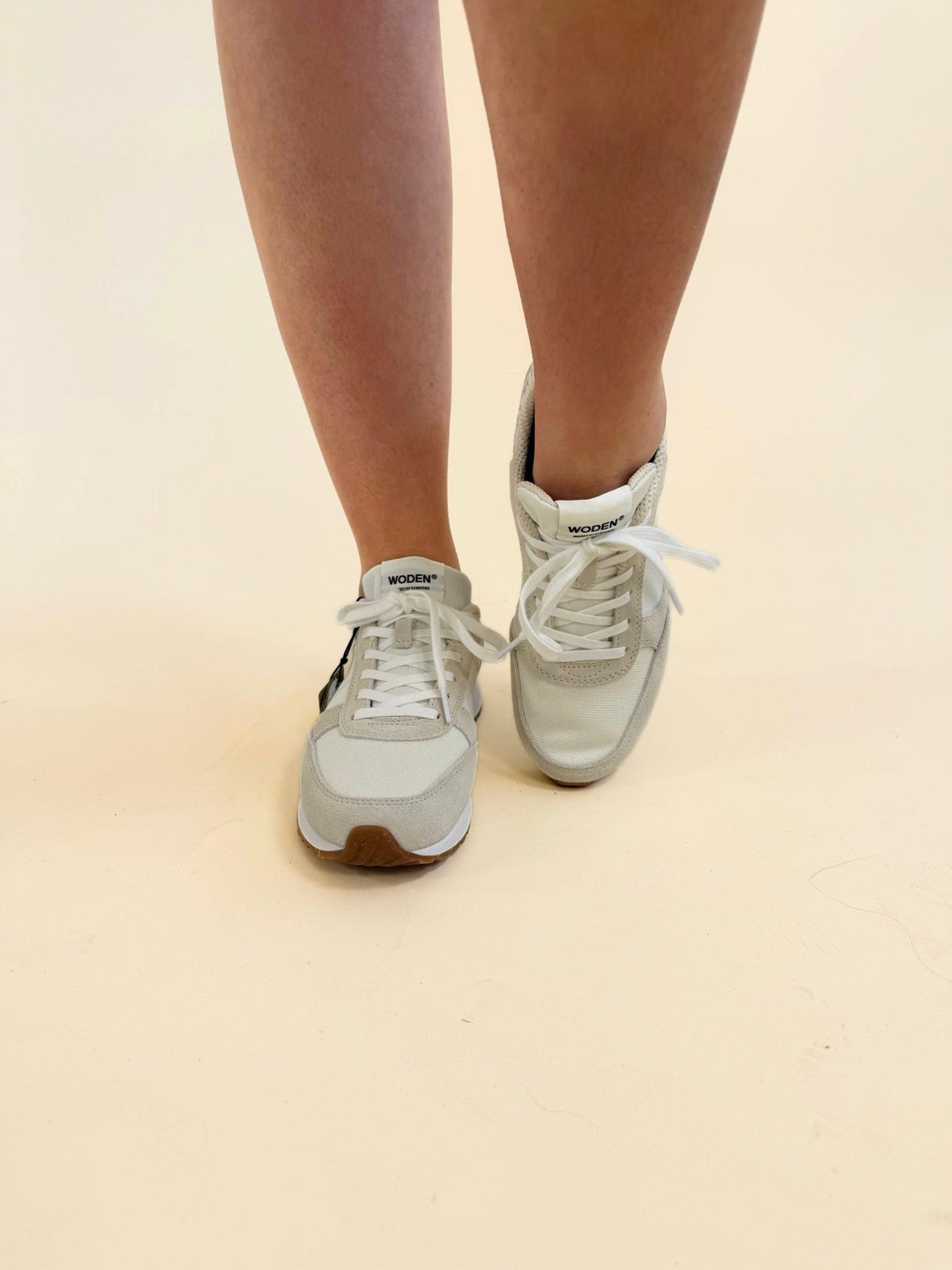 women’s white sneakers WODEN Ronja on feet casual outfit shoes comfortable walking sneakers neutral spring fashion shoes