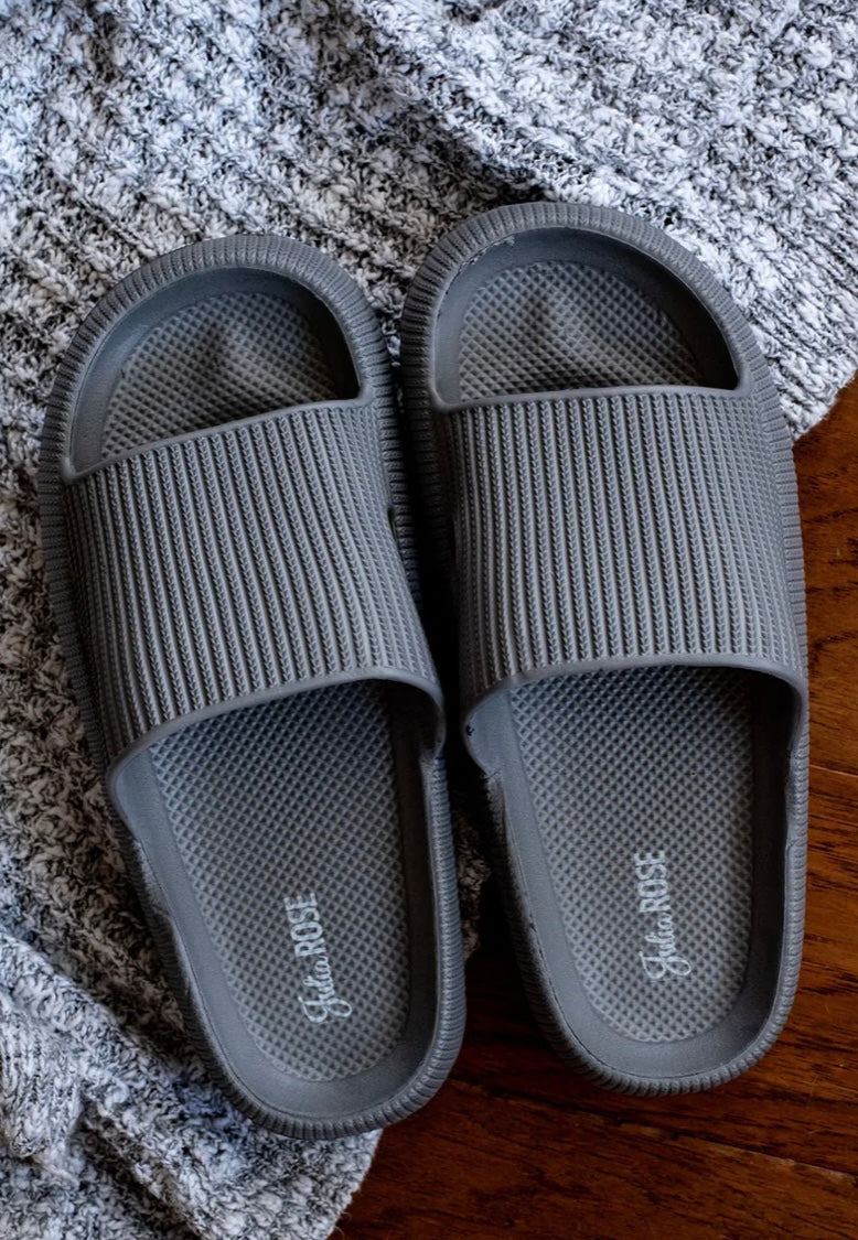 Black Insanely Comfy Casual Slides