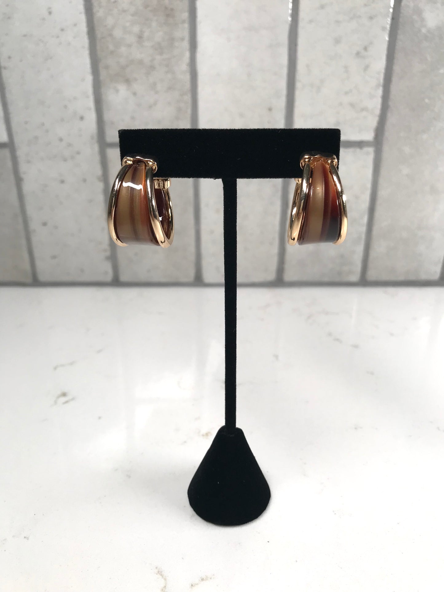 Daphne Gold Trimmed Hoop