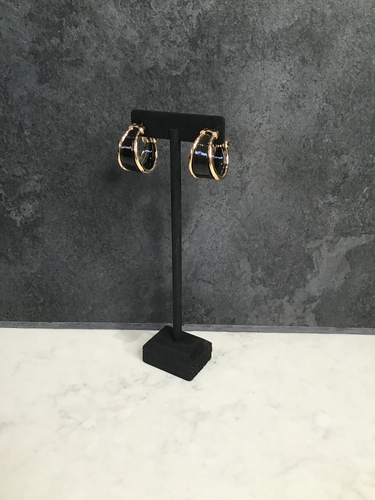 Daphne Gold Trimmed Hoop