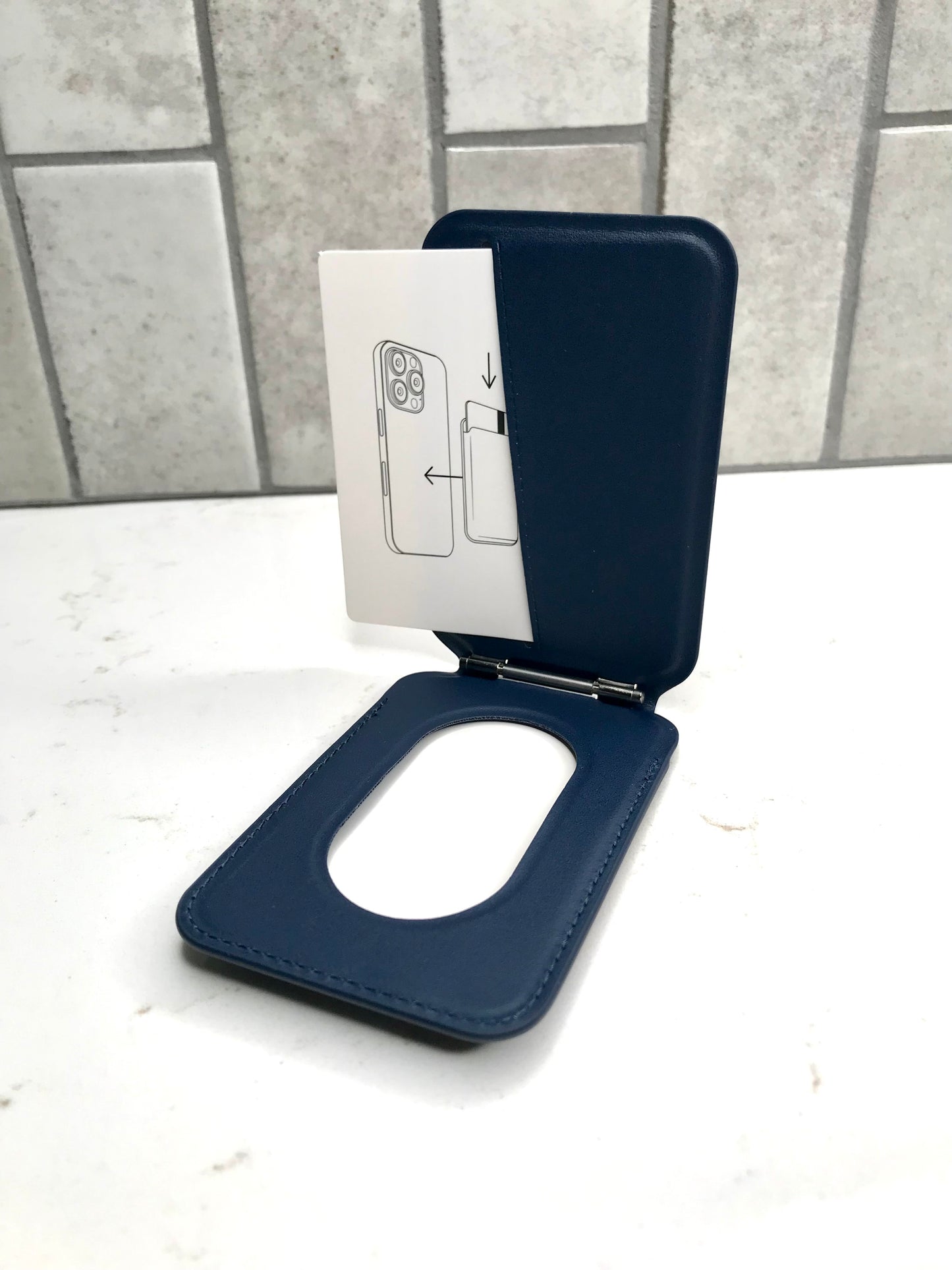 Magnetic Wallet and Stand