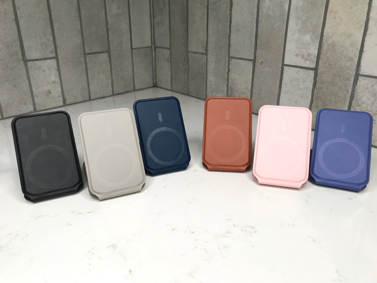Magnetic Wallet and Stand