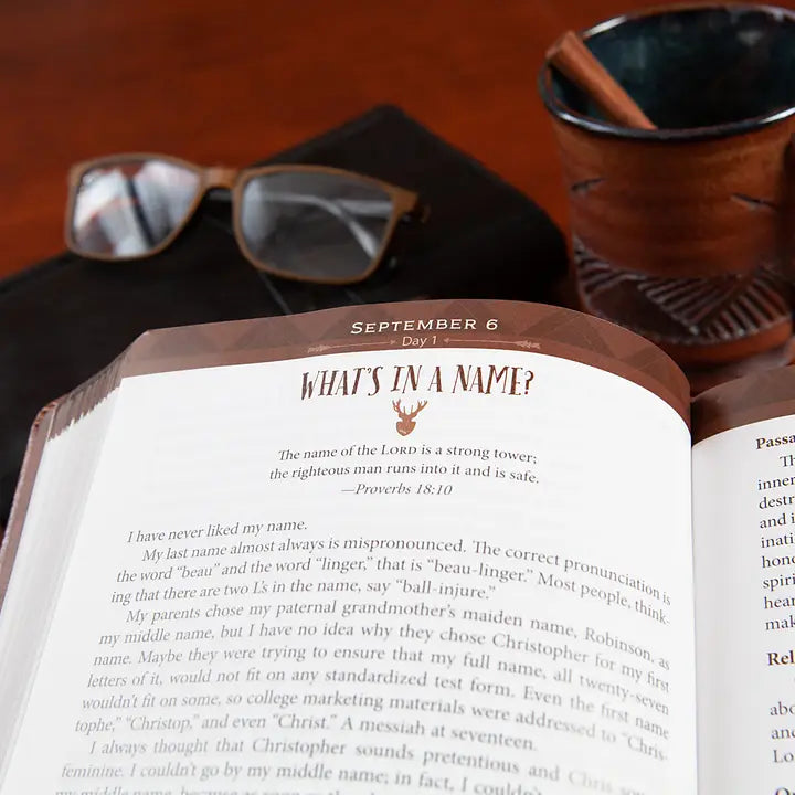 Daily Strength For Men (Devotional, Father&