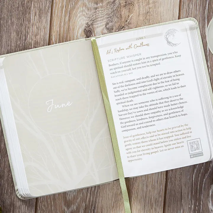 Pause and Pray (Devotional)