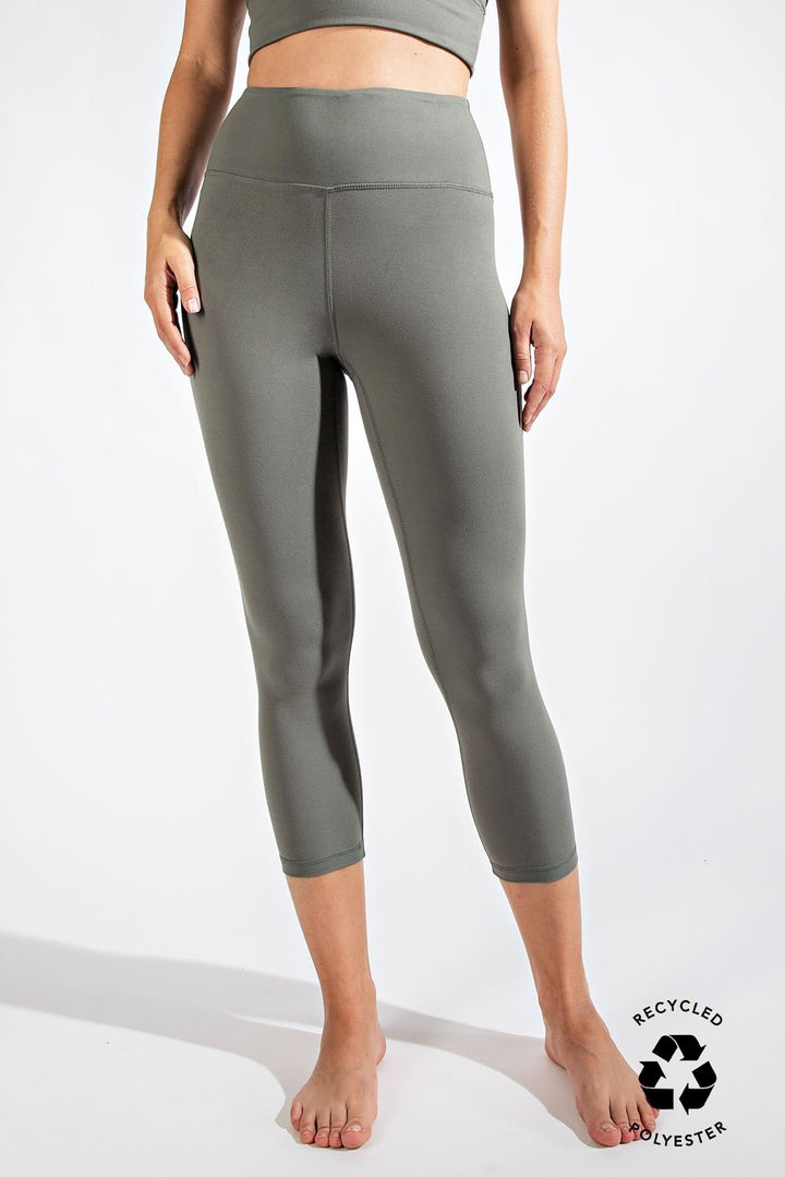 Cally Capri Yoga Leggings