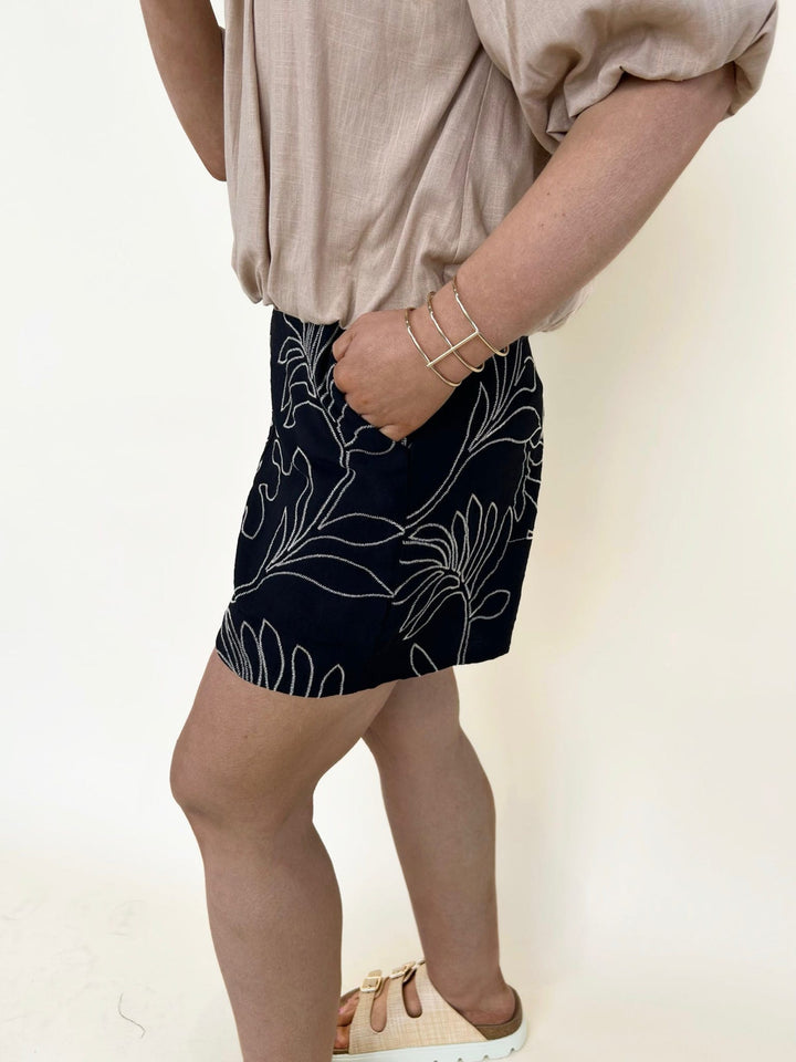 Marina Embroidered Botanical Shorts