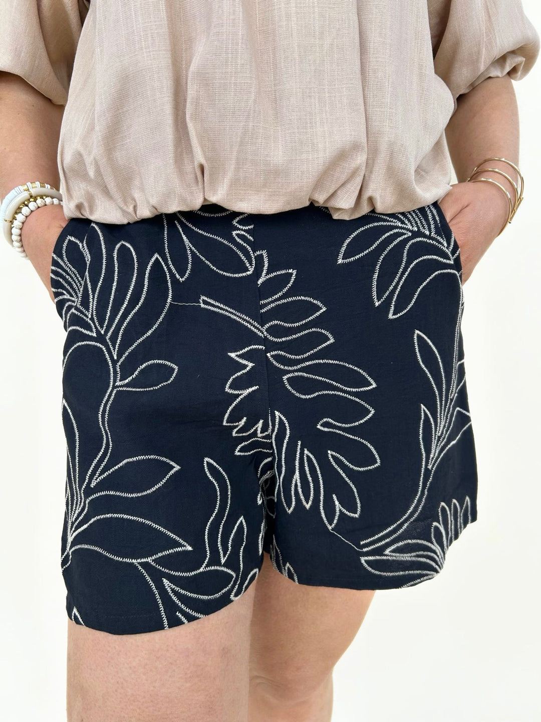 Marina Embroidered Botanical Shorts