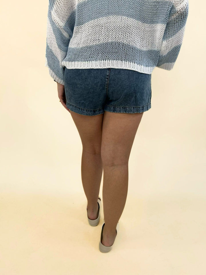 Back view of women&