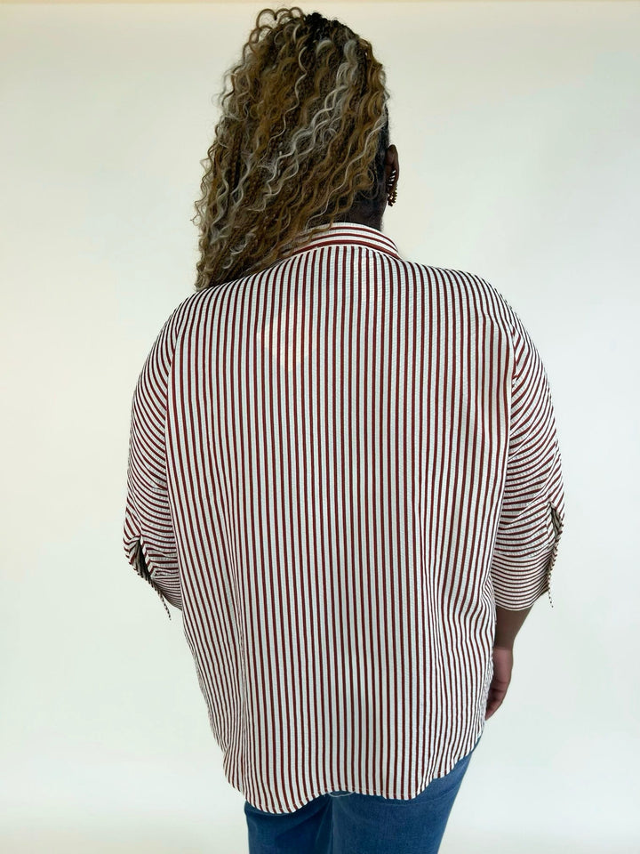 Back view of women&