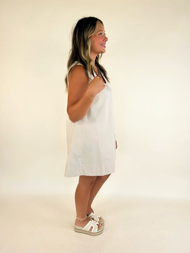 Side profile of women&