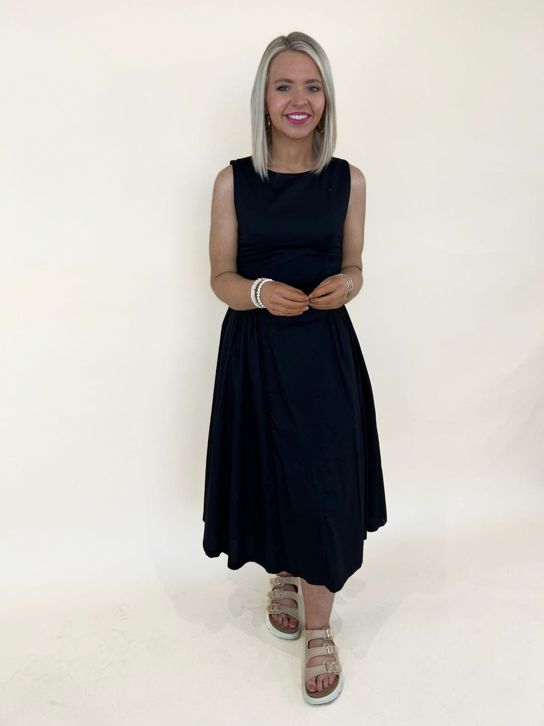 Ivanna Sleeveless Midi Dress