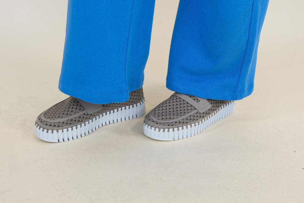 Ilse Jacobsen Neutral Slip-On Platform Loafer