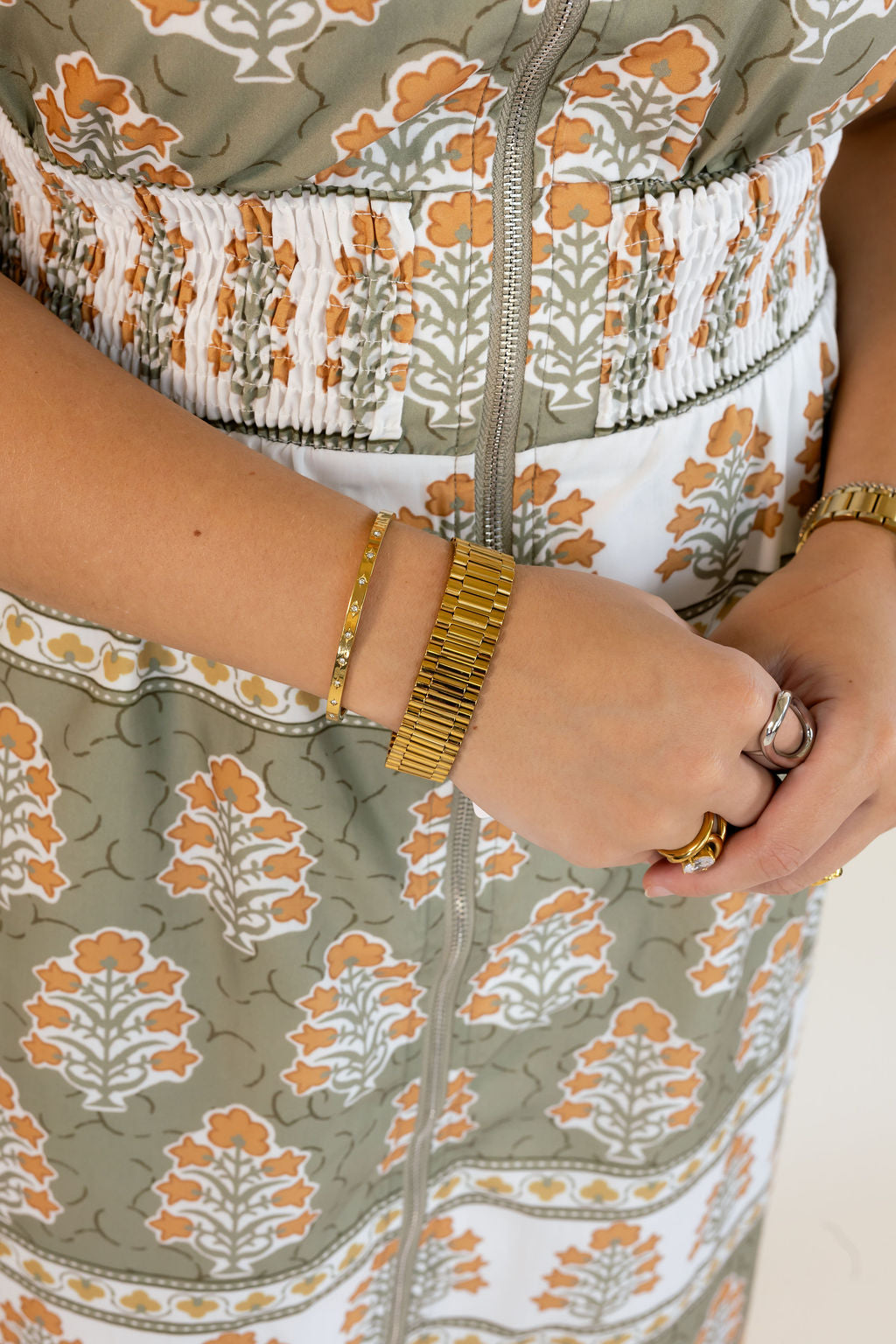 Chan Sutt Pearl | Thick Gold Watch Band  Bracelet