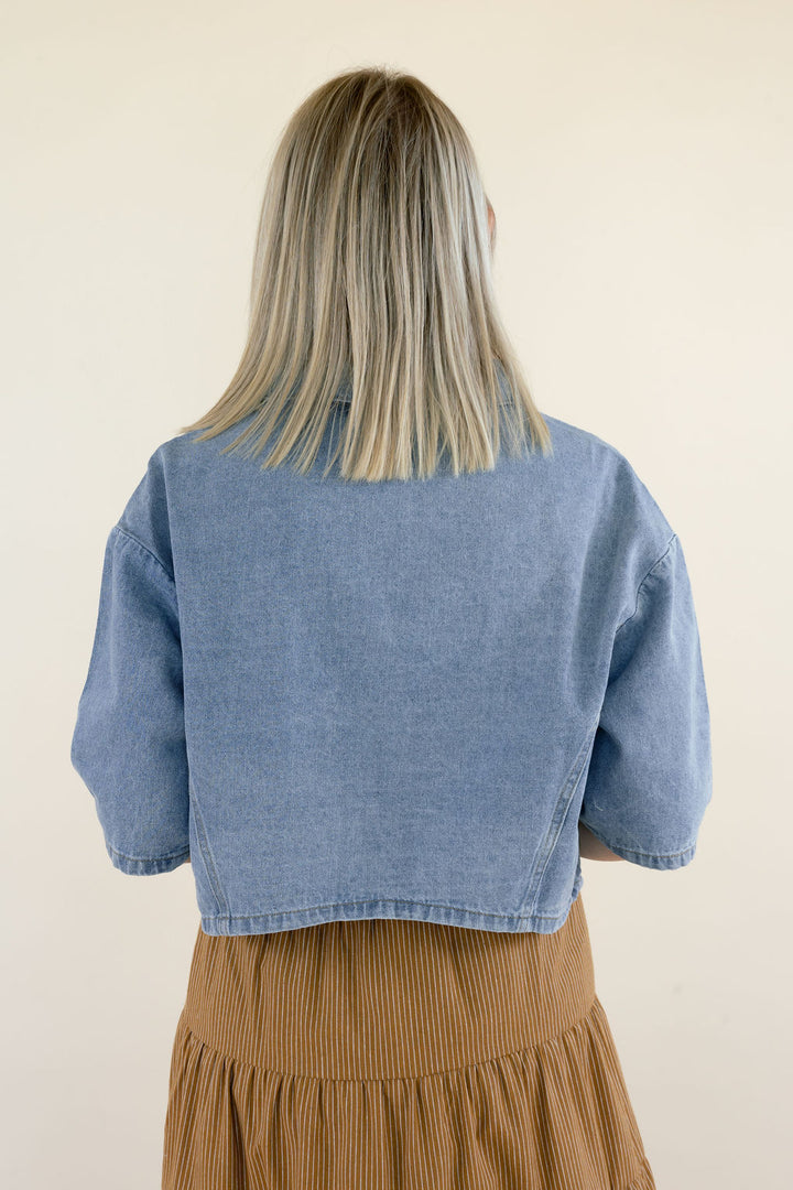 Back view of women&