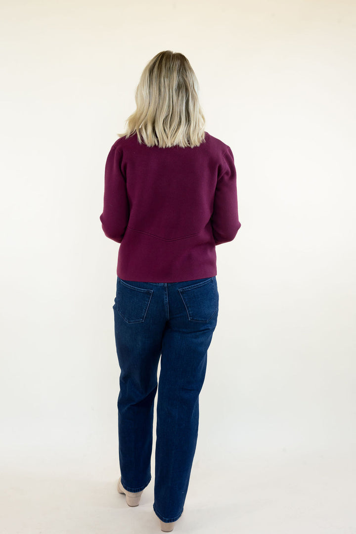 Back view of women&