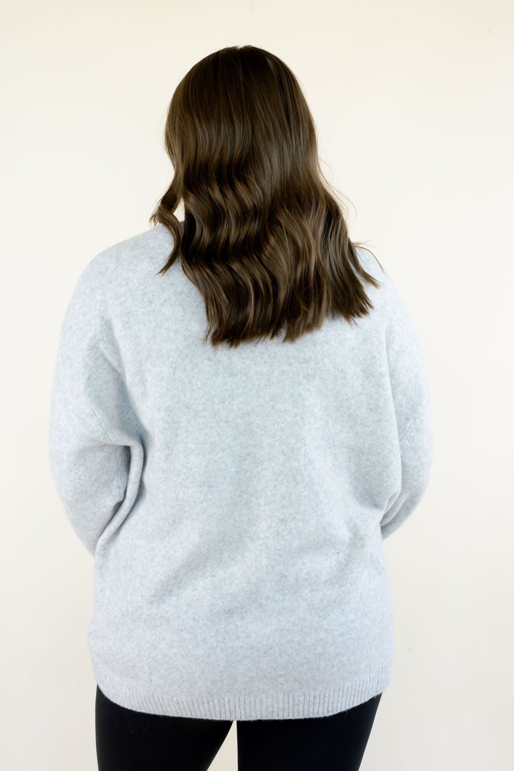 Back view of women&
