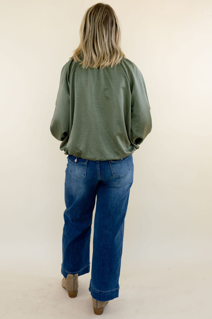 Full-length back view of women&