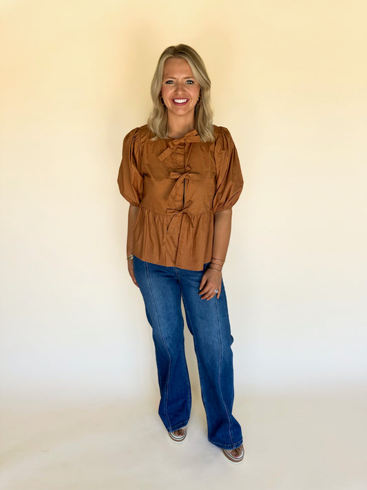 Hanis Ribbon Tie Blouse