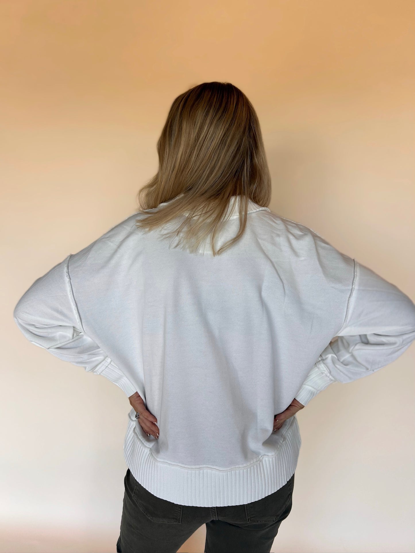 Jayleen Pouch Pocket Sweatshirt