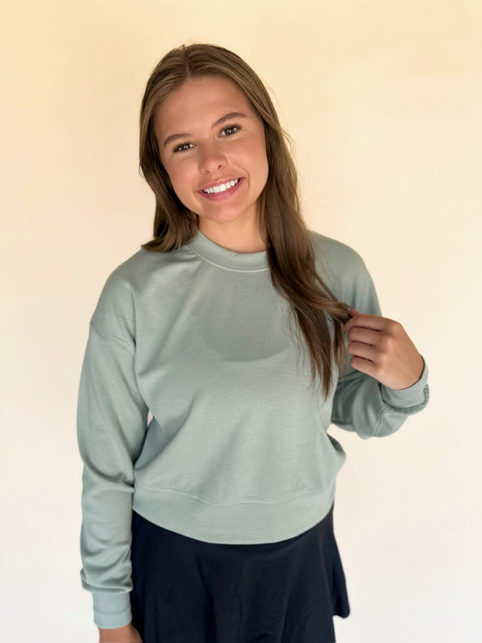 Modal Oversized Cropped Crew