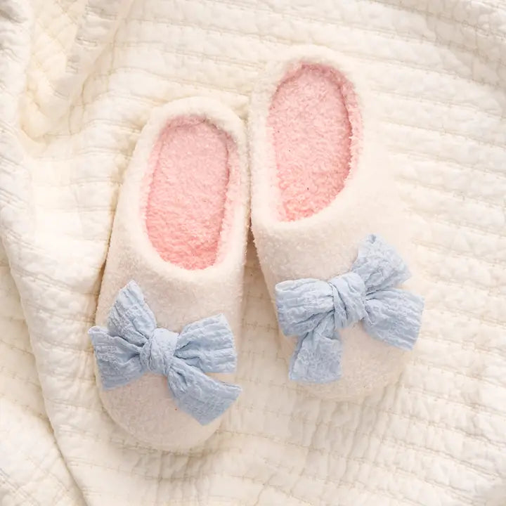 Fuzzy Slippers–Betty Bow
