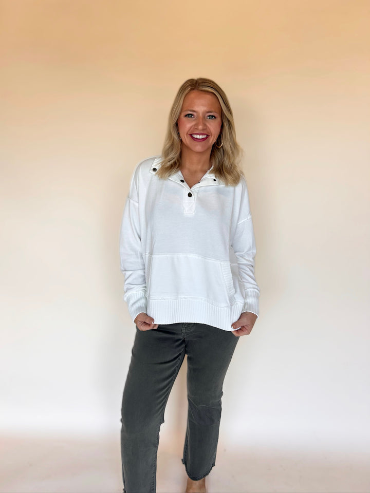Jayleen Pouch Pocket Sweatshirt