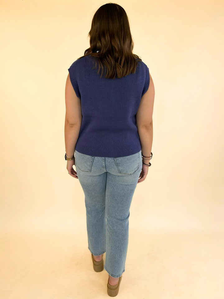 Back view of women&