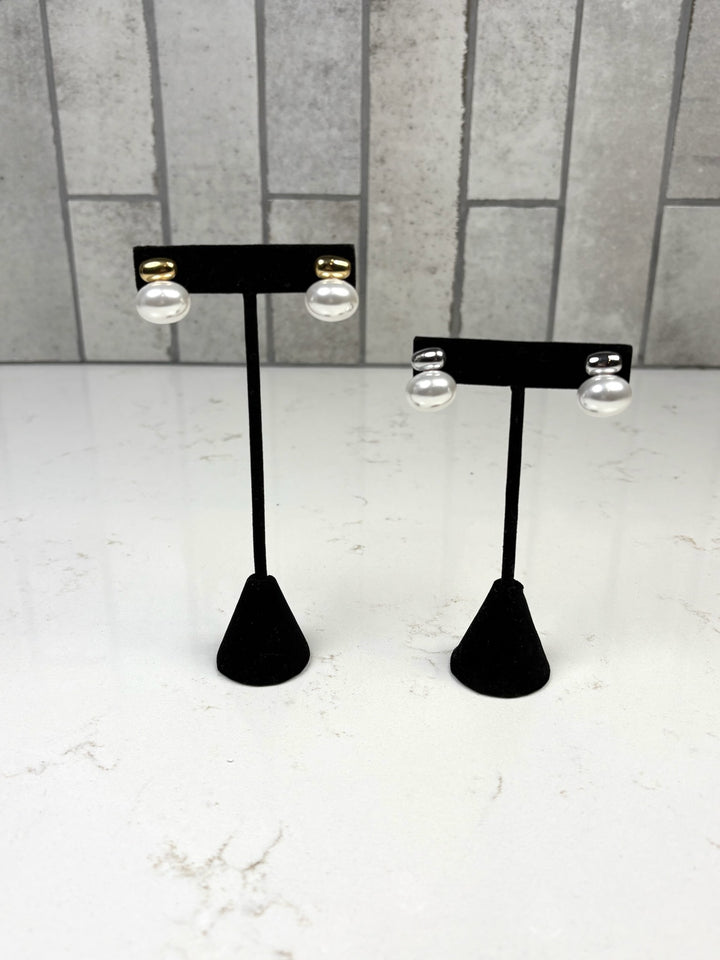 Chan Sutt Ivy Pearl Earrings