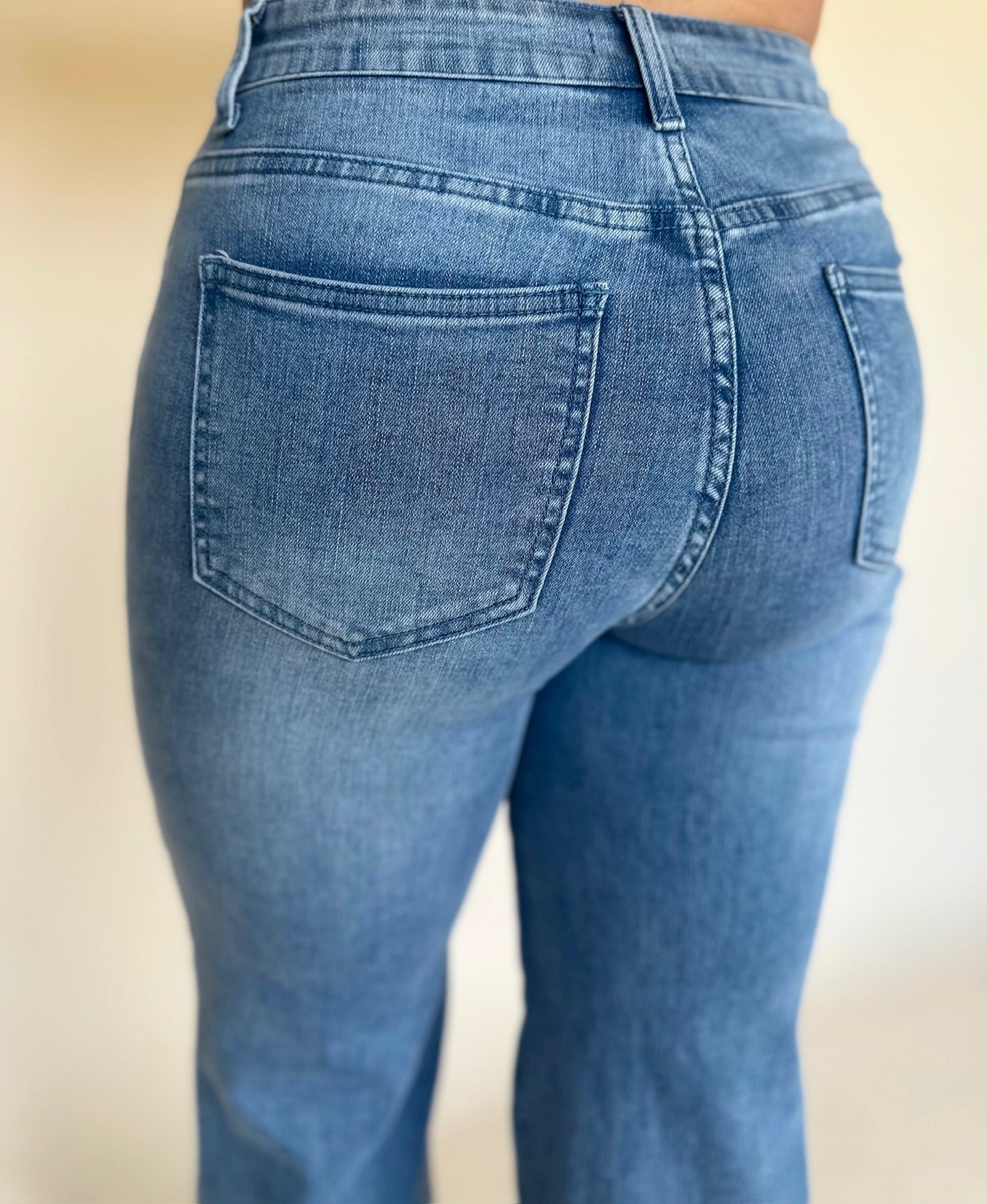 Everstretch Wide Leg Jeans