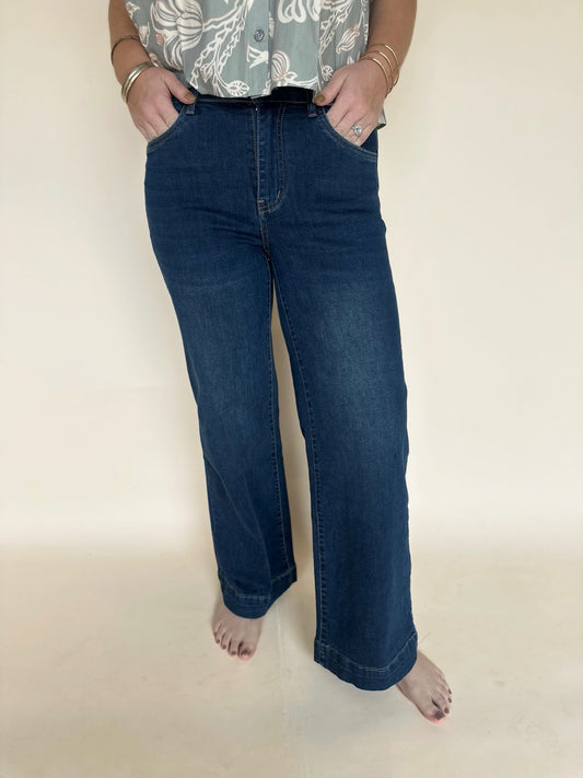 Azura Everstretch Wide Leg Jeans