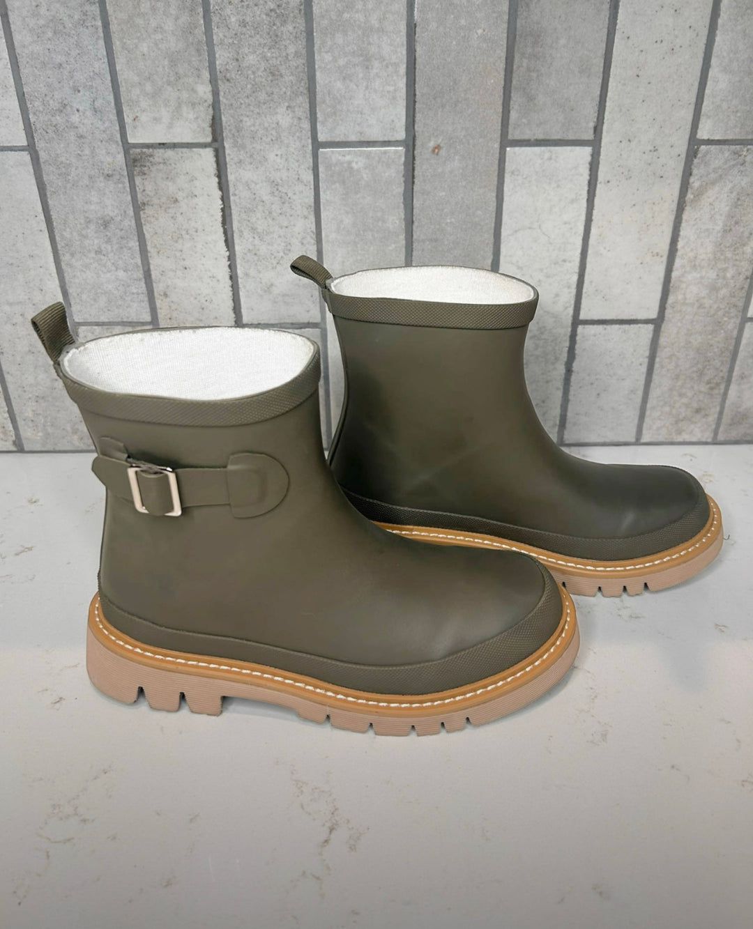 Drip Green Rainboot