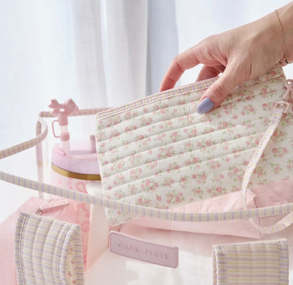 PREORDER Case-Mate Quilted Ditsy Floral Jelly Tote Bag