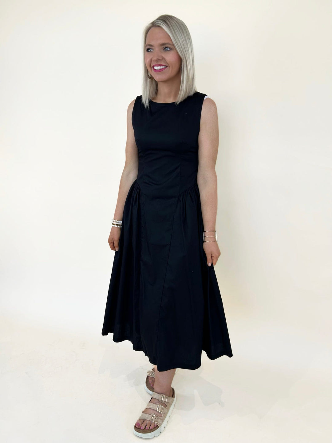 Ivanna Sleeveless Midi Dress