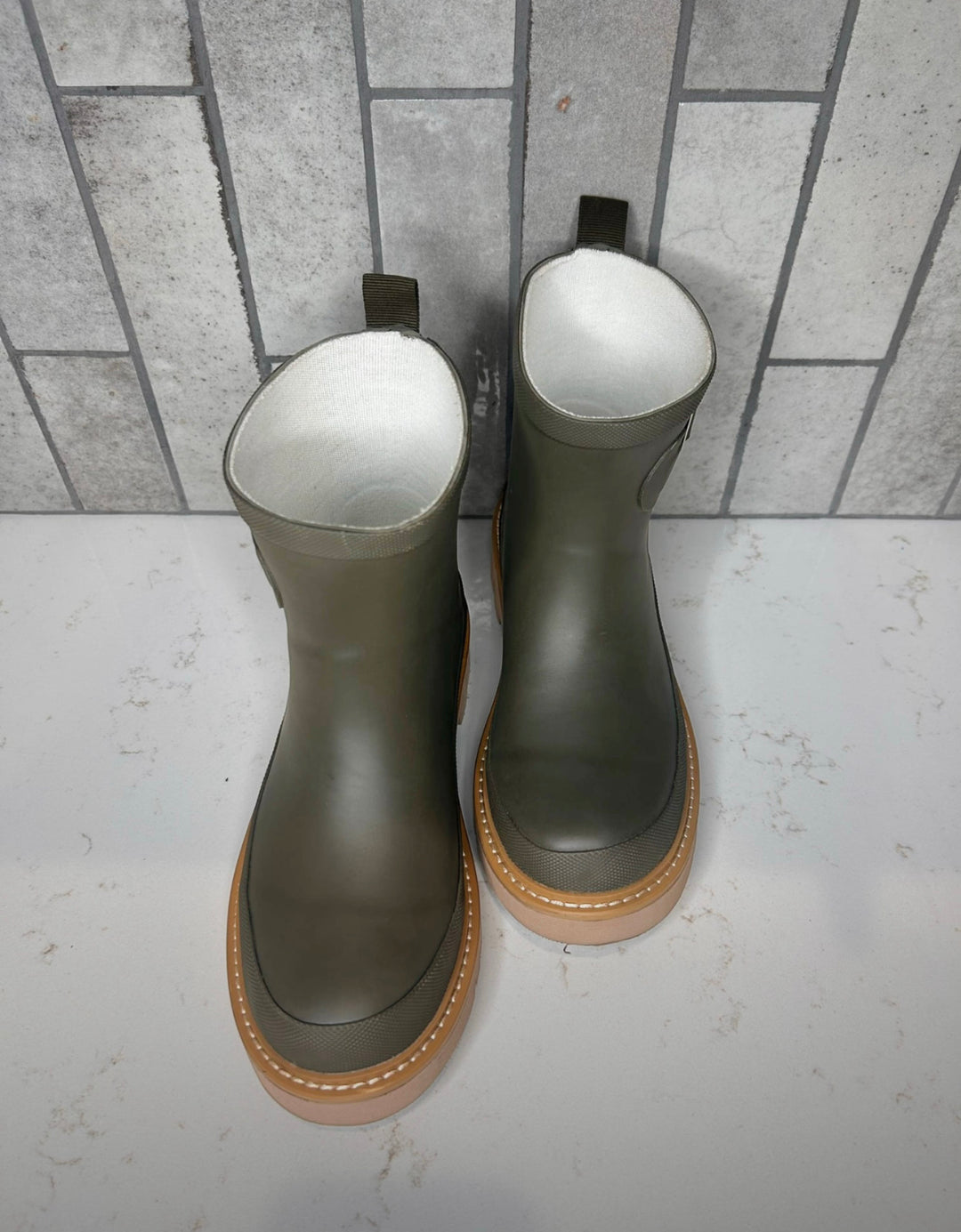 Drip Green Rainboot