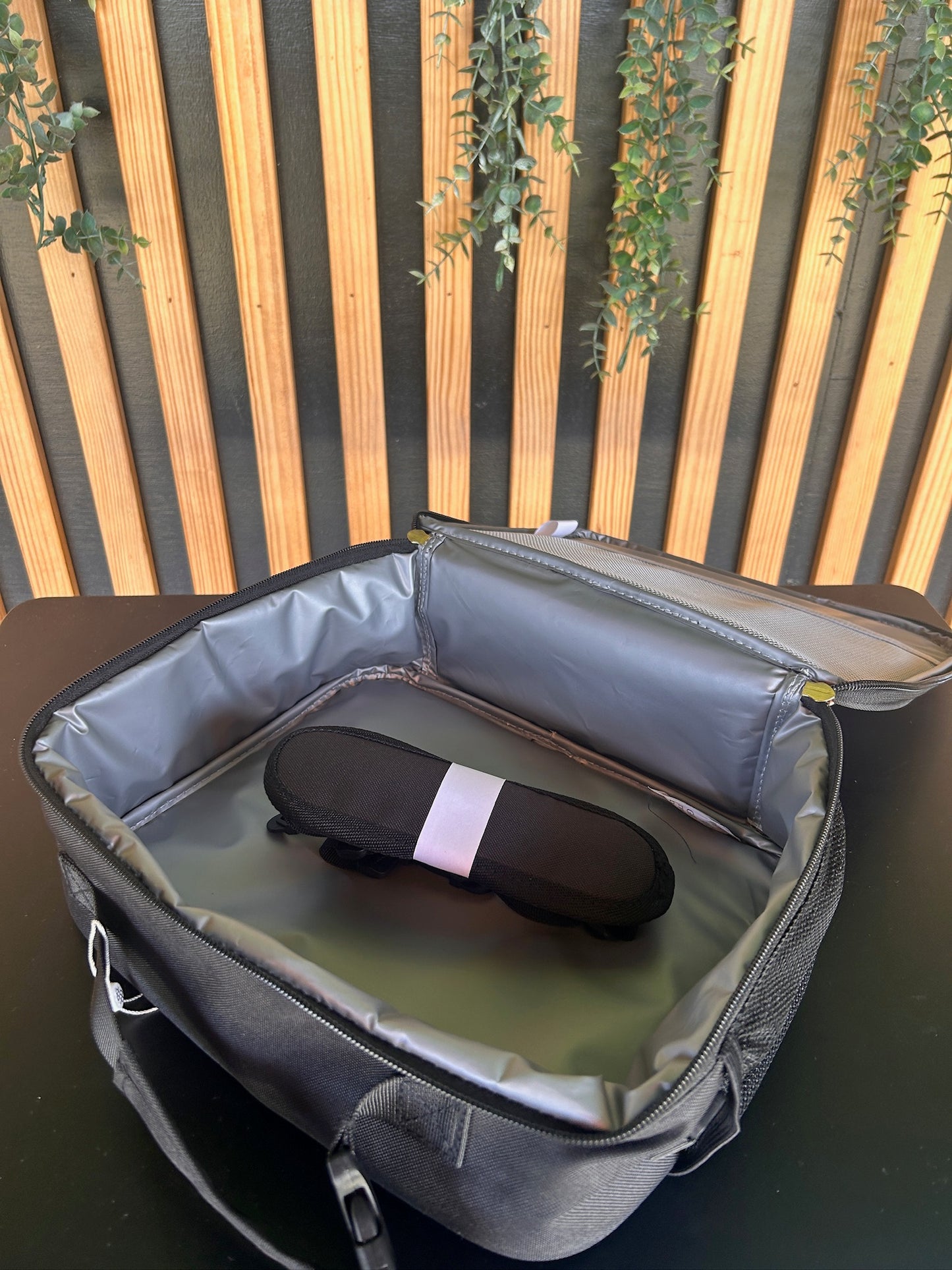 Zevah School Lunch Bag