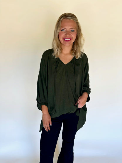 Galyn Handkerchief Hem Blouse
