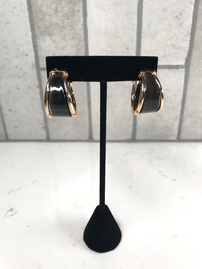 Daphne Gold Trimmed Hoop