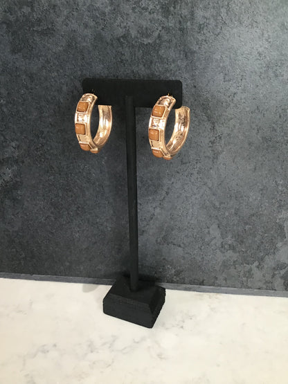 Allie Hammered Gold Earring