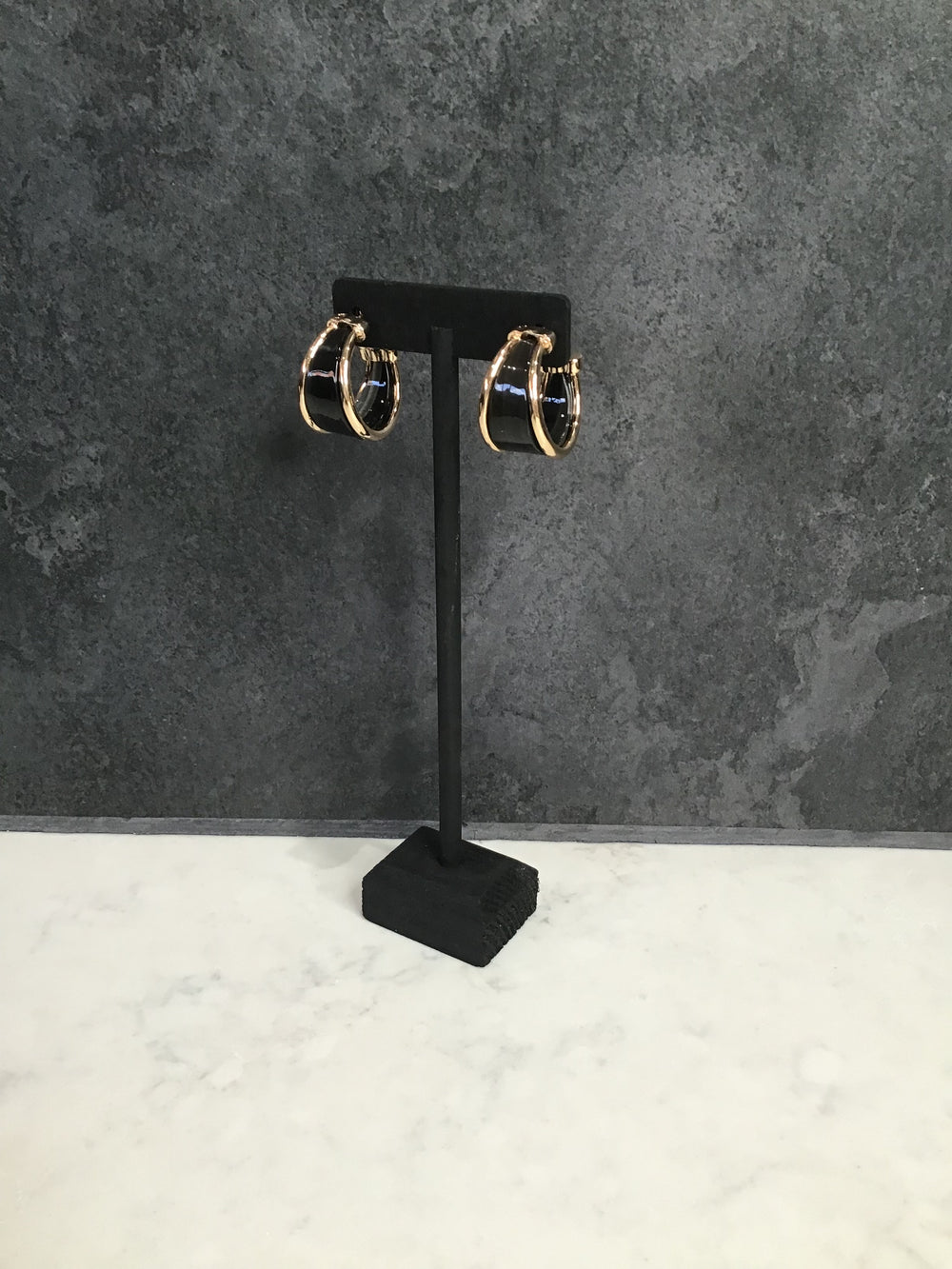 Daphne Gold Trimmed Hoop