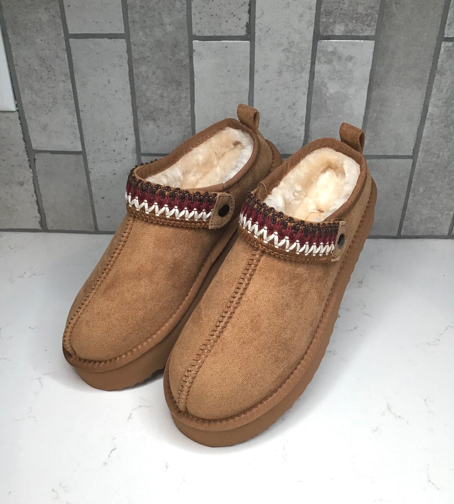 Storm Lounge Mule