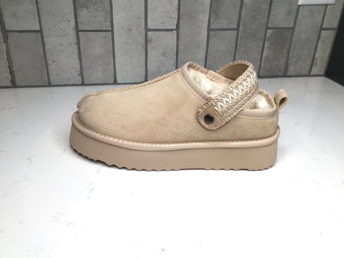 Storm Lounge Mule