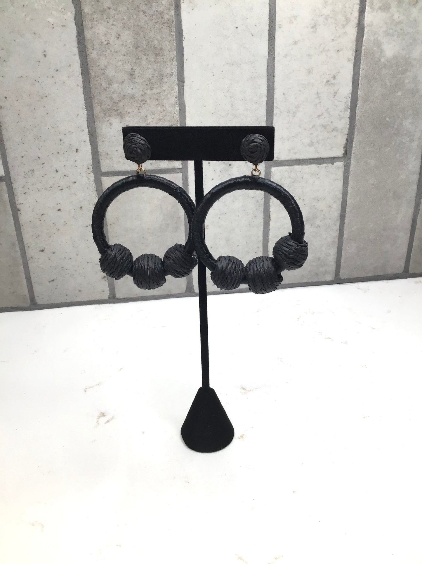 Raffia Wrapped Ball Hoop