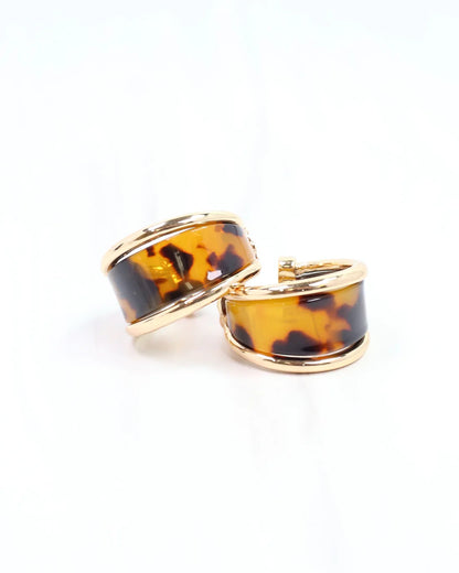 Daphne Gold Trimmed Hoop