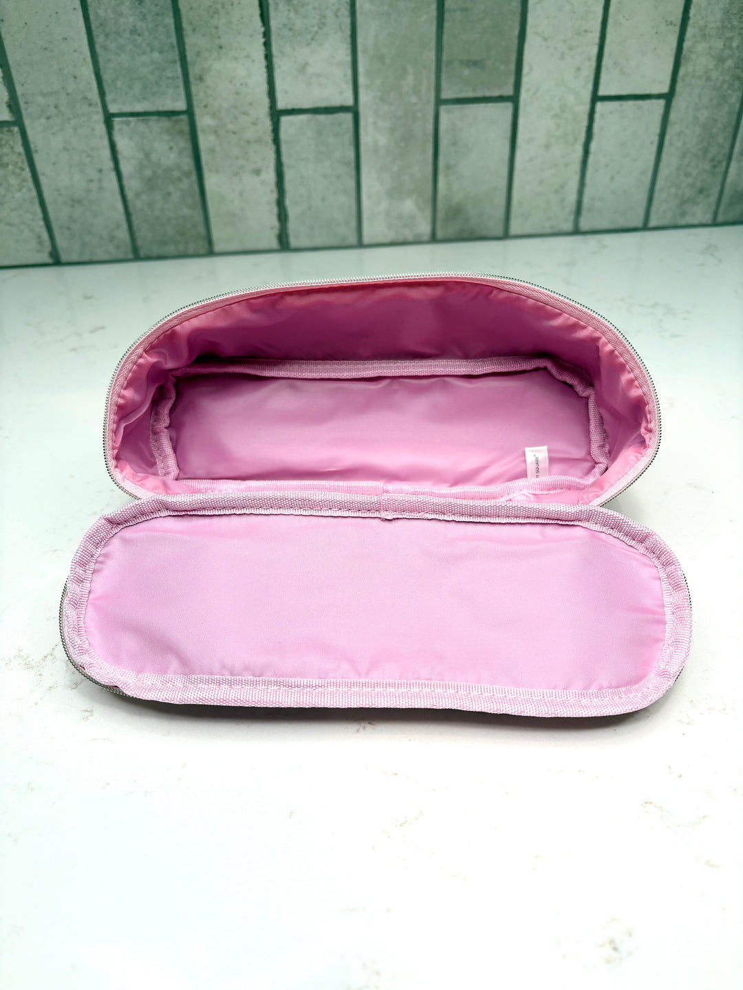 Kiss &amp; Makeup Mini Cosmetic