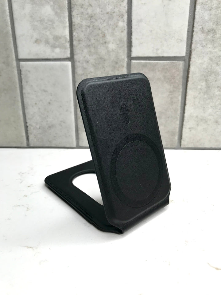 Magnetic Wallet and Stand