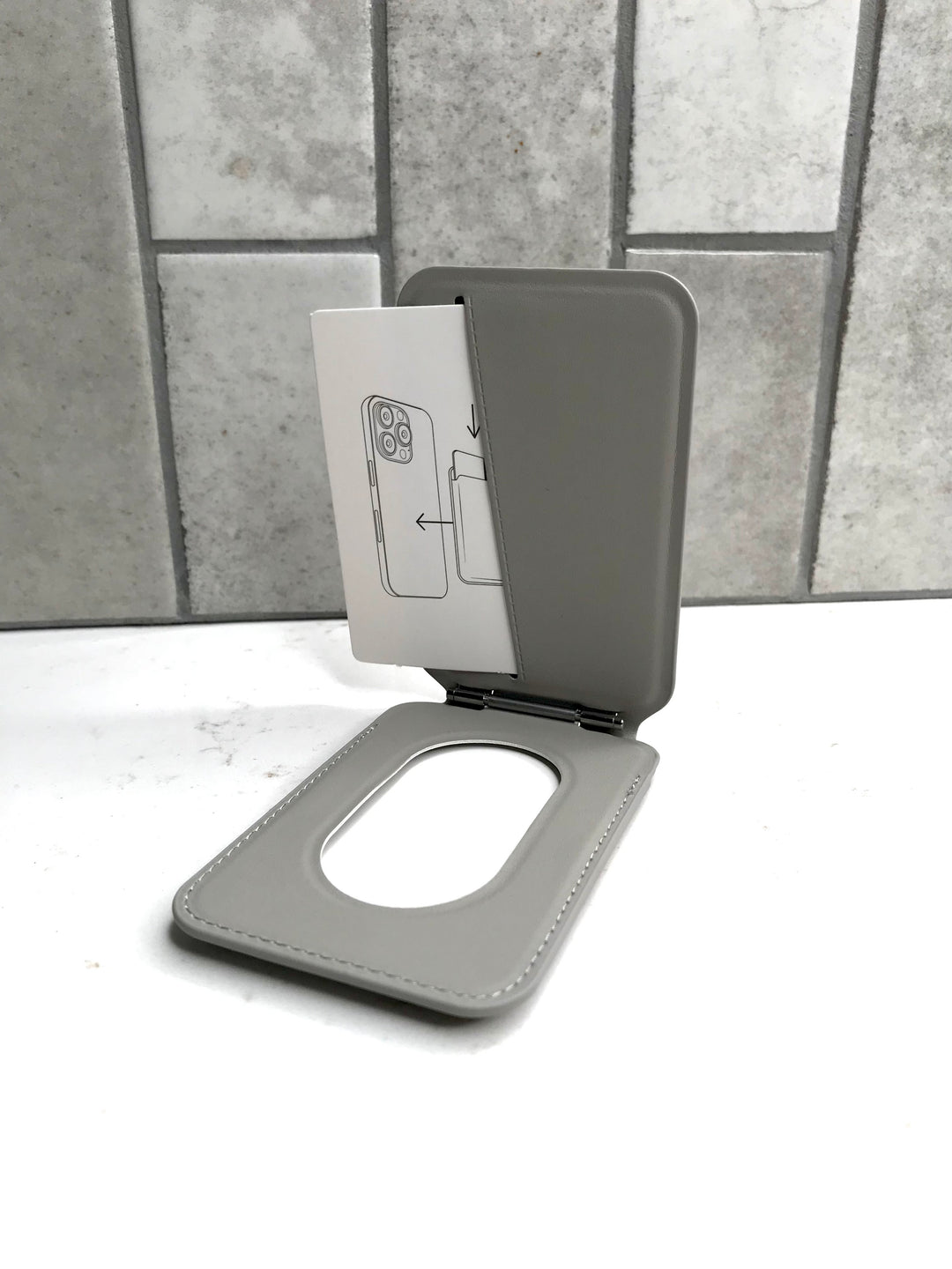 Magnetic Wallet and Stand