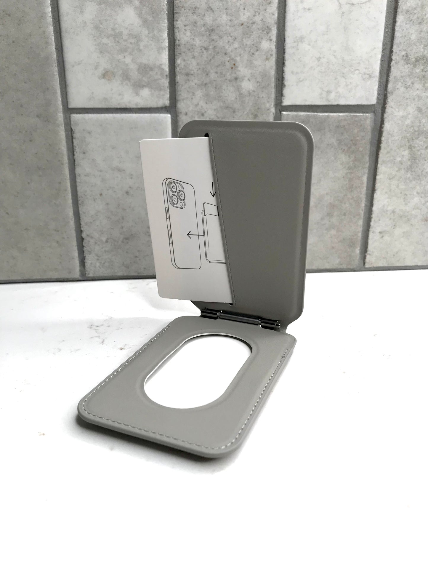 Magnetic Wallet and Stand