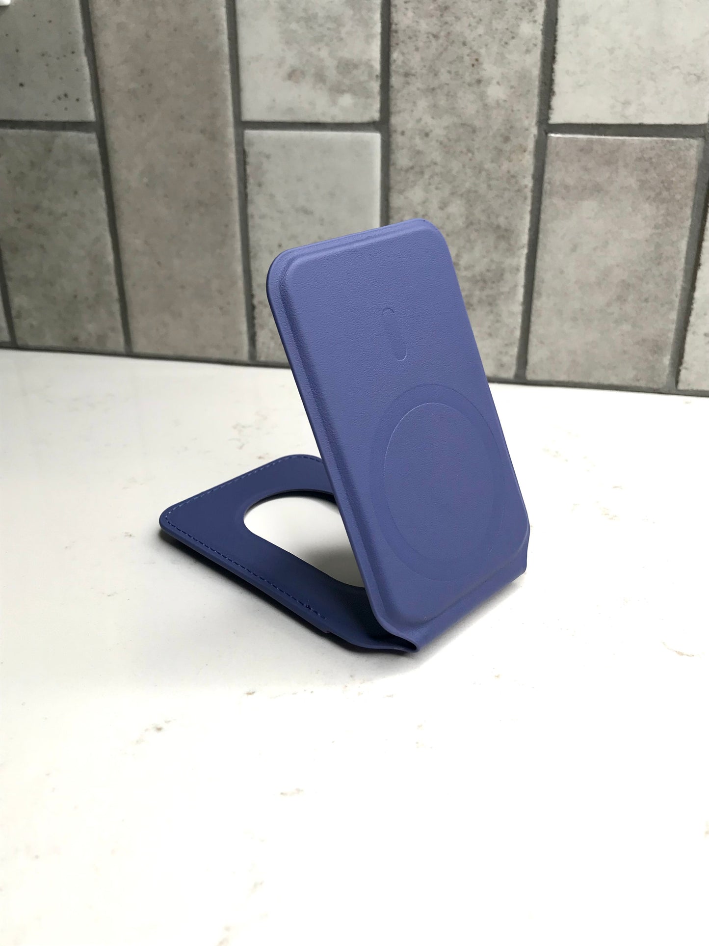 Magnetic Wallet and Stand