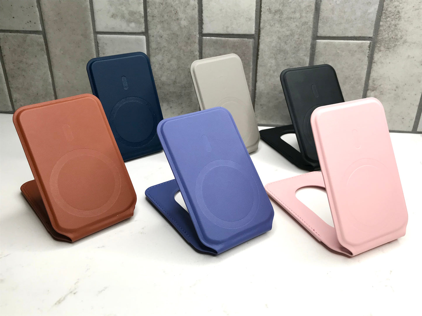 Magnetic Wallet and Stand