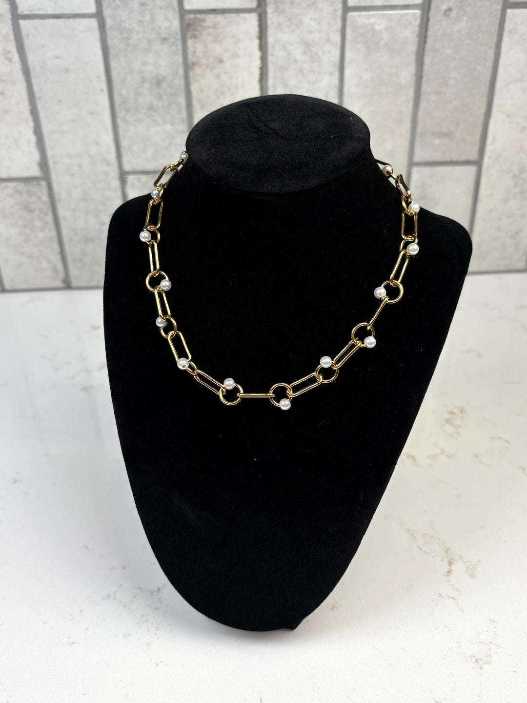 Chan Sutt Pearl Jennifer Necklace